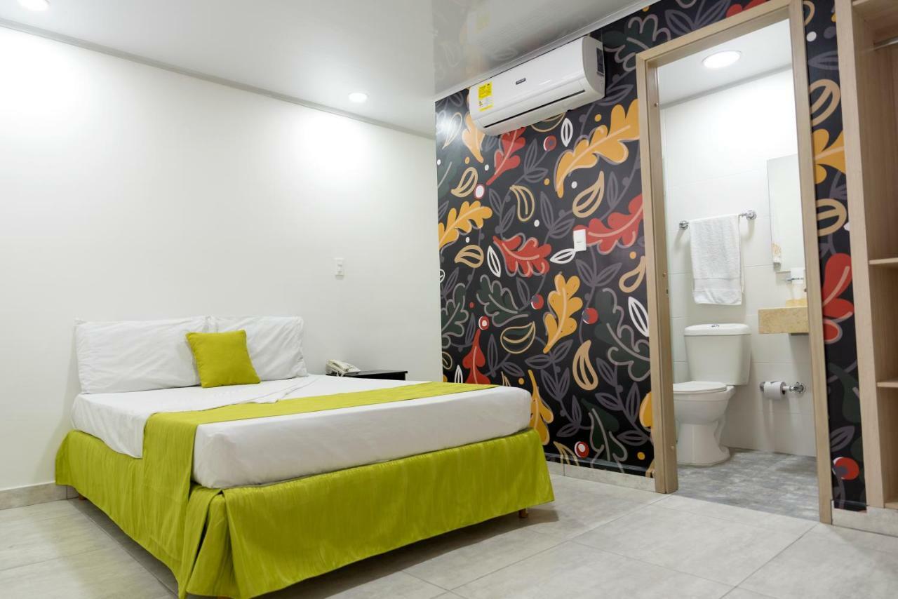 Hotel Victoria Plaza Millenium Cúcuta Esterno foto
