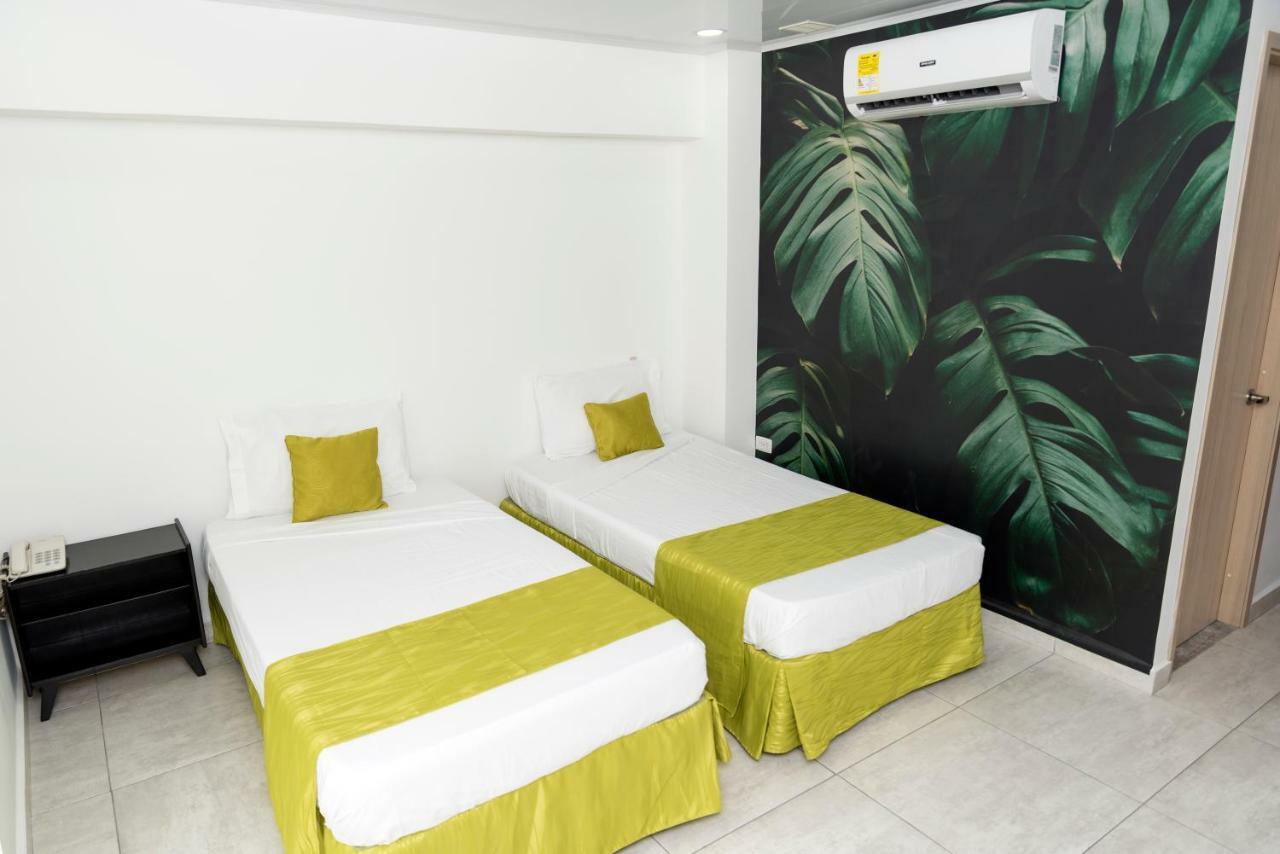 Hotel Victoria Plaza Millenium Cúcuta Esterno foto